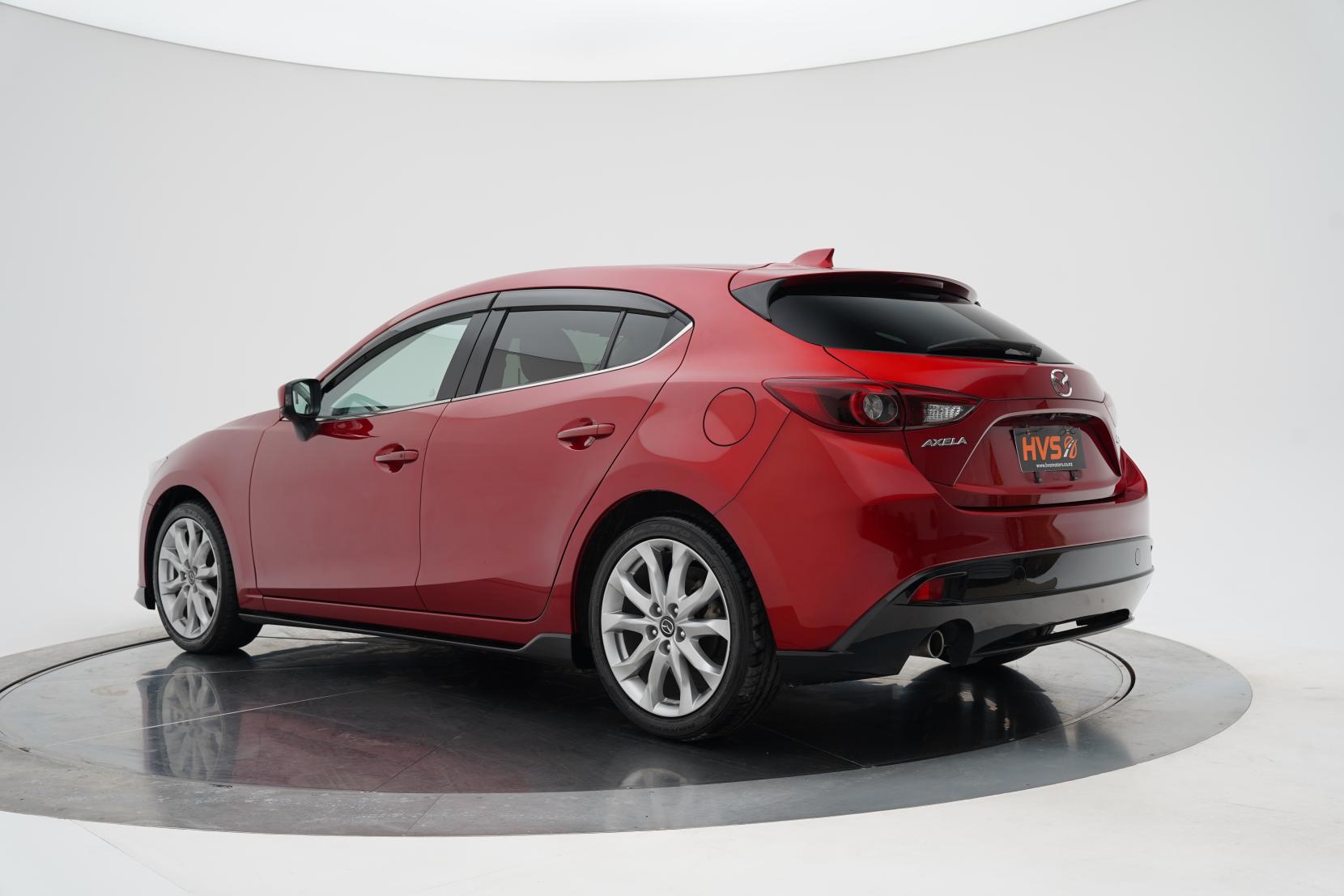 Mazda Axela 2.0 SPORT 20S TOURING