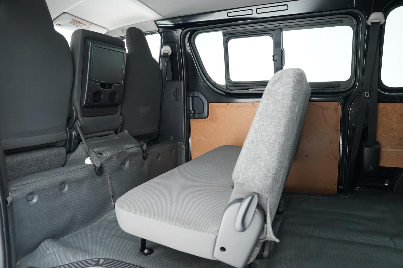 Toyota Hiace 2.8 2.8TD 5 Door GL 6 Seater