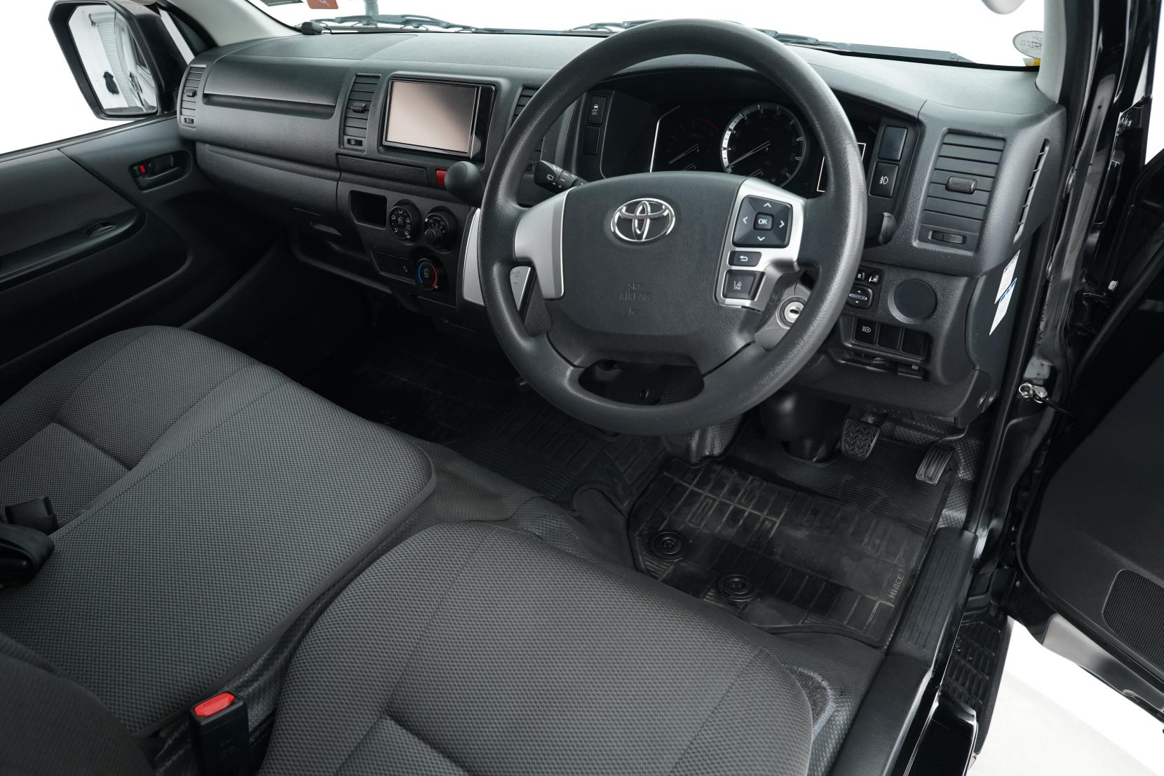 Toyota Hiace 2.8 2.8TD 5 Door GL 6 Seater