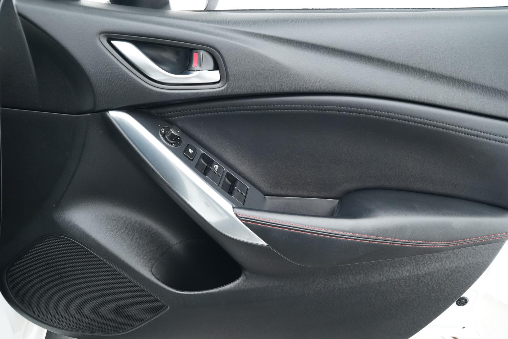 Mazda Atenza 2.5 WAGON 25S L PACKAGE