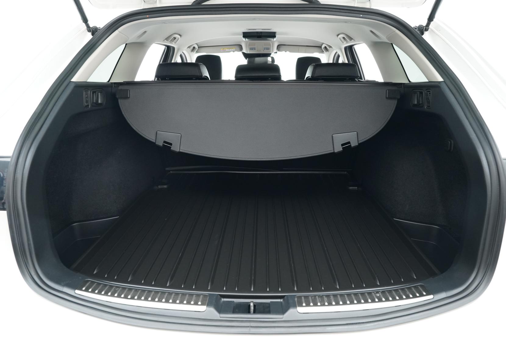 Mazda Atenza 2.5 WAGON 25S L PACKAGE