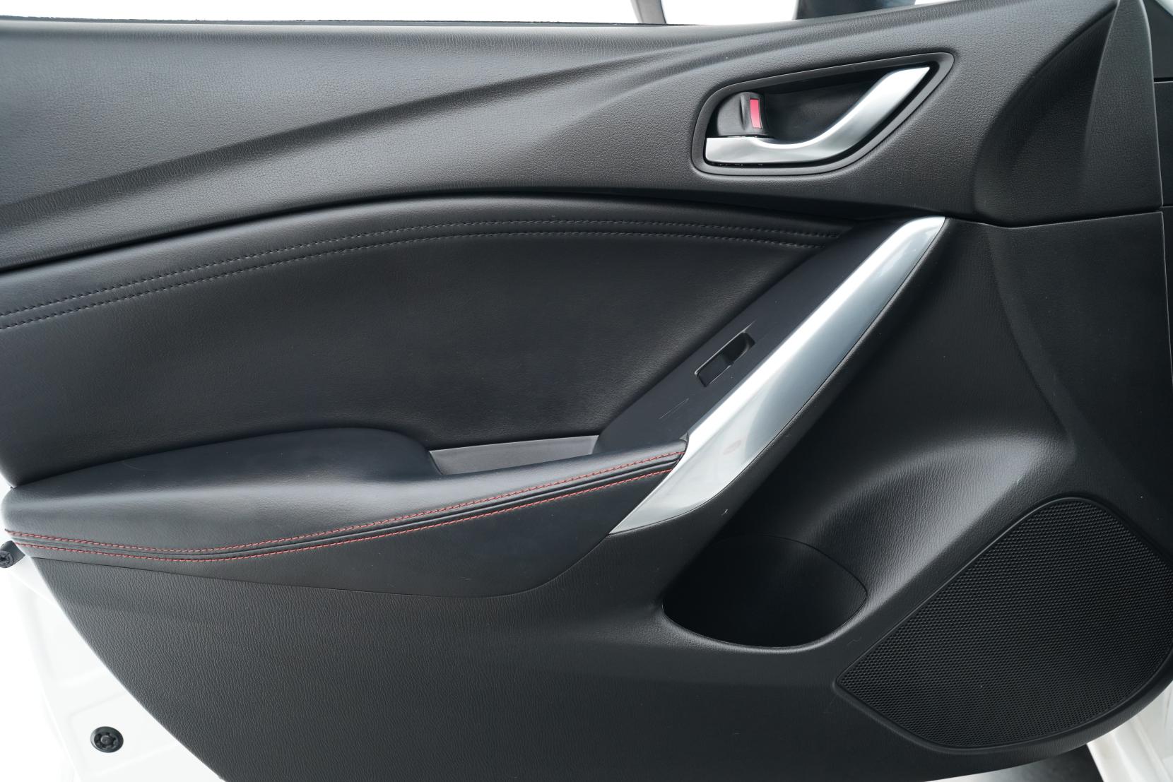 Mazda Atenza 2.5 WAGON 25S L PACKAGE