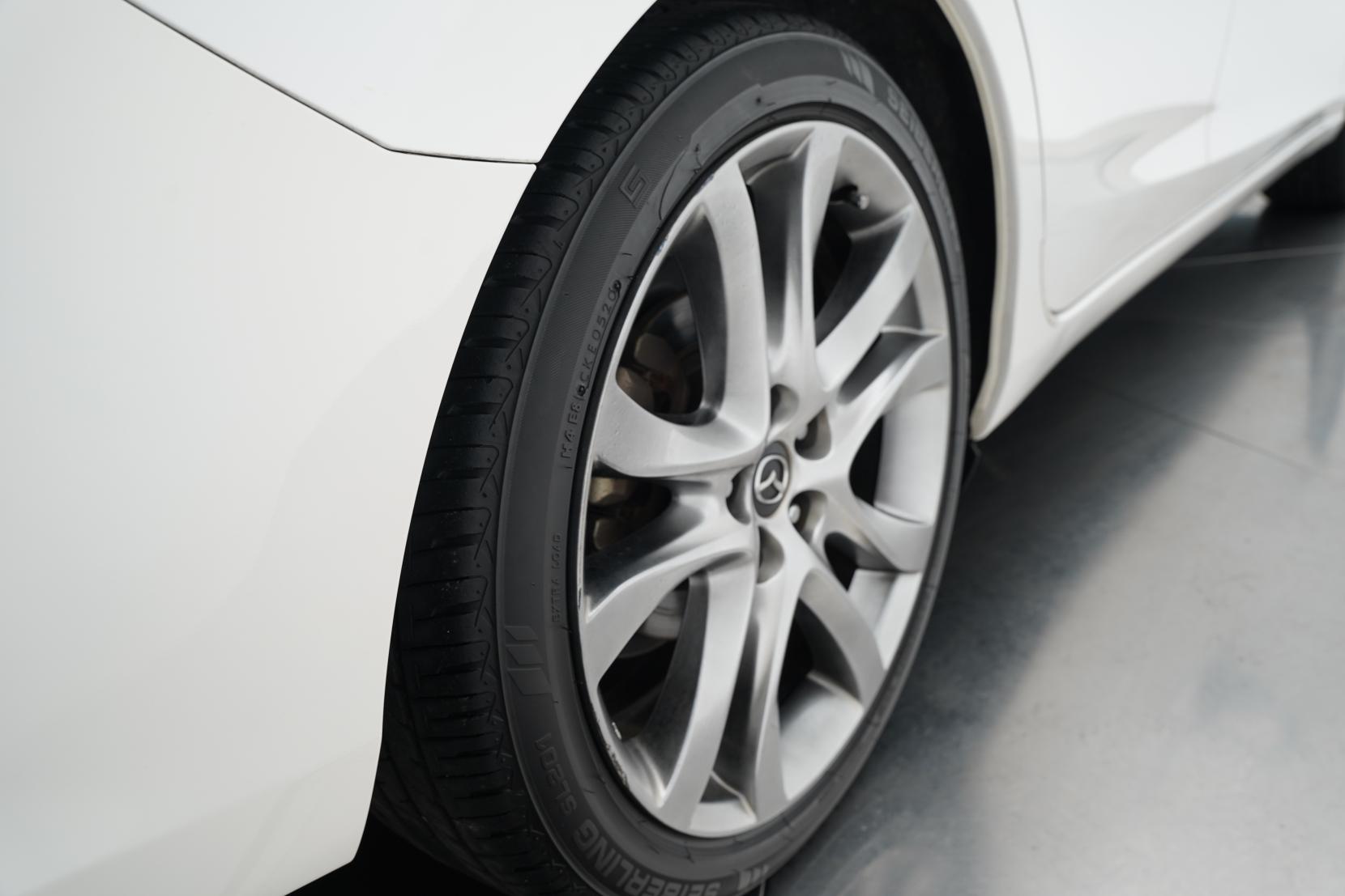 Mazda Atenza 2.5 WAGON 25S L PACKAGE