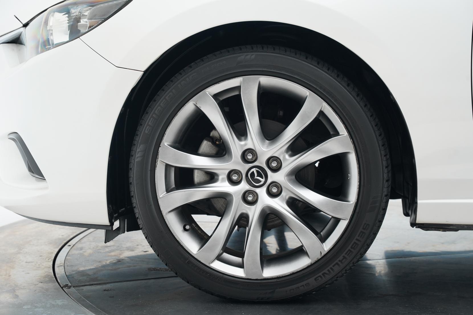 Mazda Atenza 2.5 WAGON 25S L PACKAGE