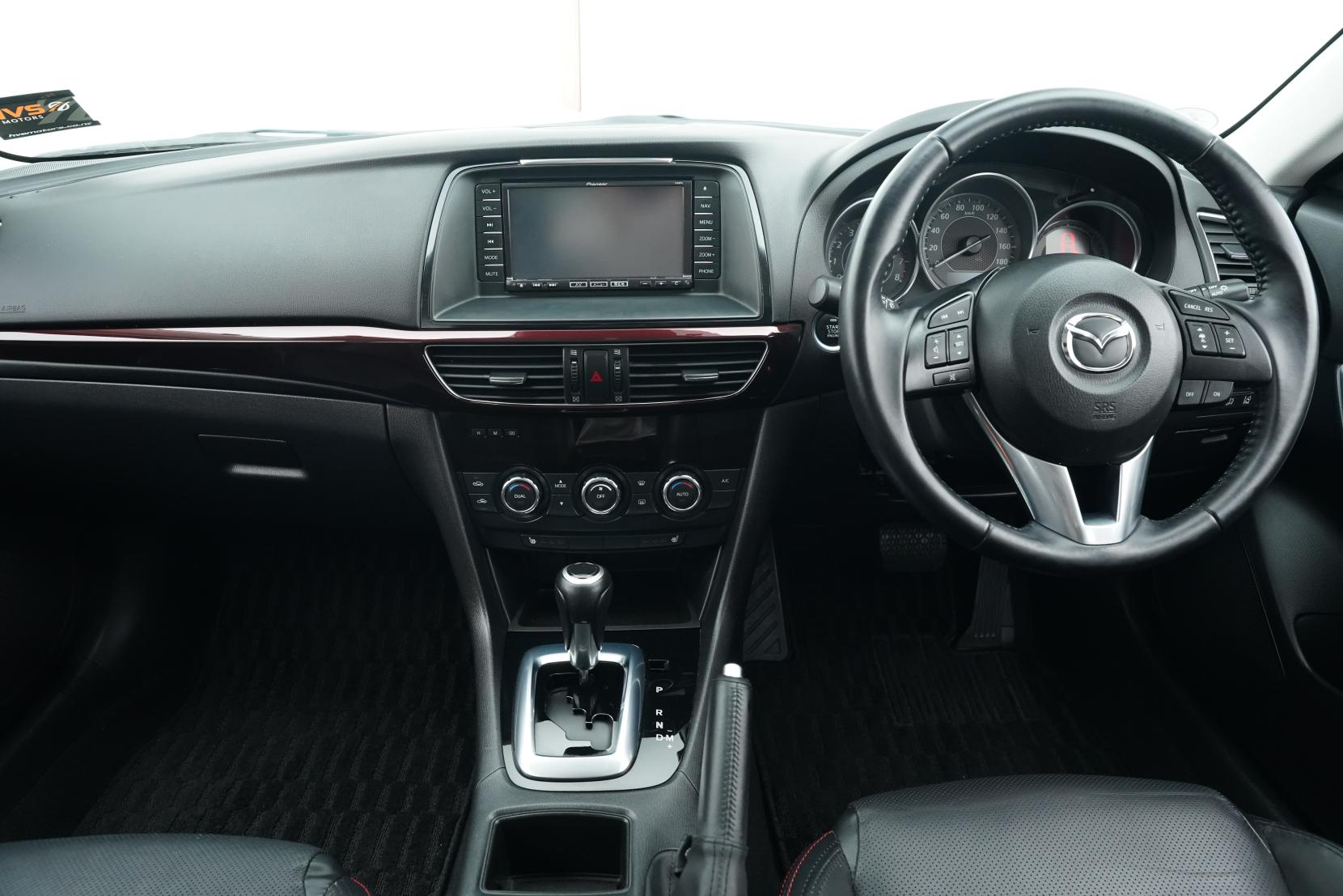 Mazda Atenza 2.5 WAGON 25S L PACKAGE