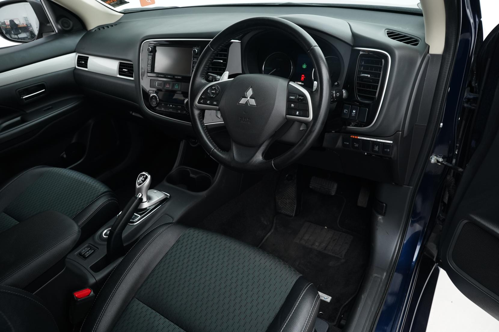 Mitsubishi Outlander 2.4 PHEV PHEV G 4WD