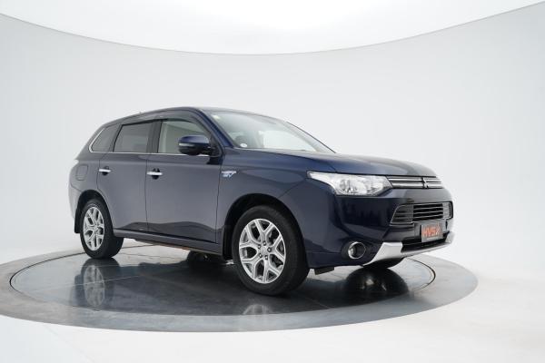Mitsubishi Outlander 2.4 PHEV PHEV G 4WD
