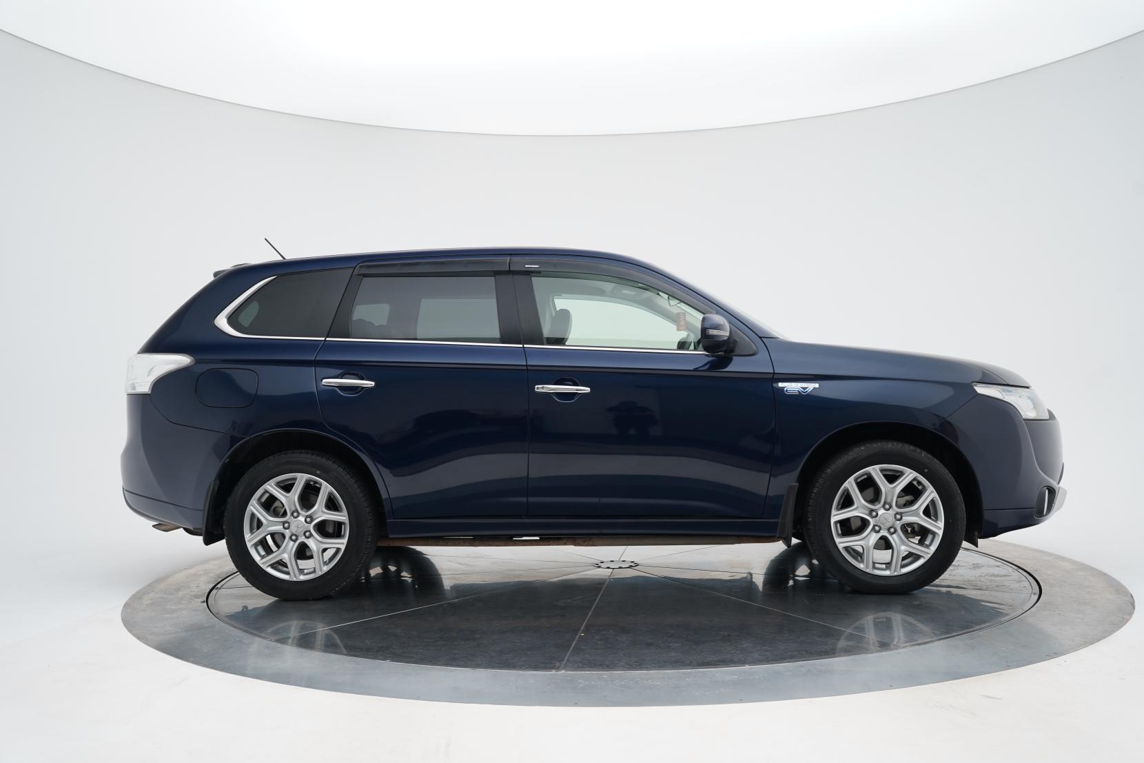 Mitsubishi Outlander 2.4 PHEV PHEV G 4WD