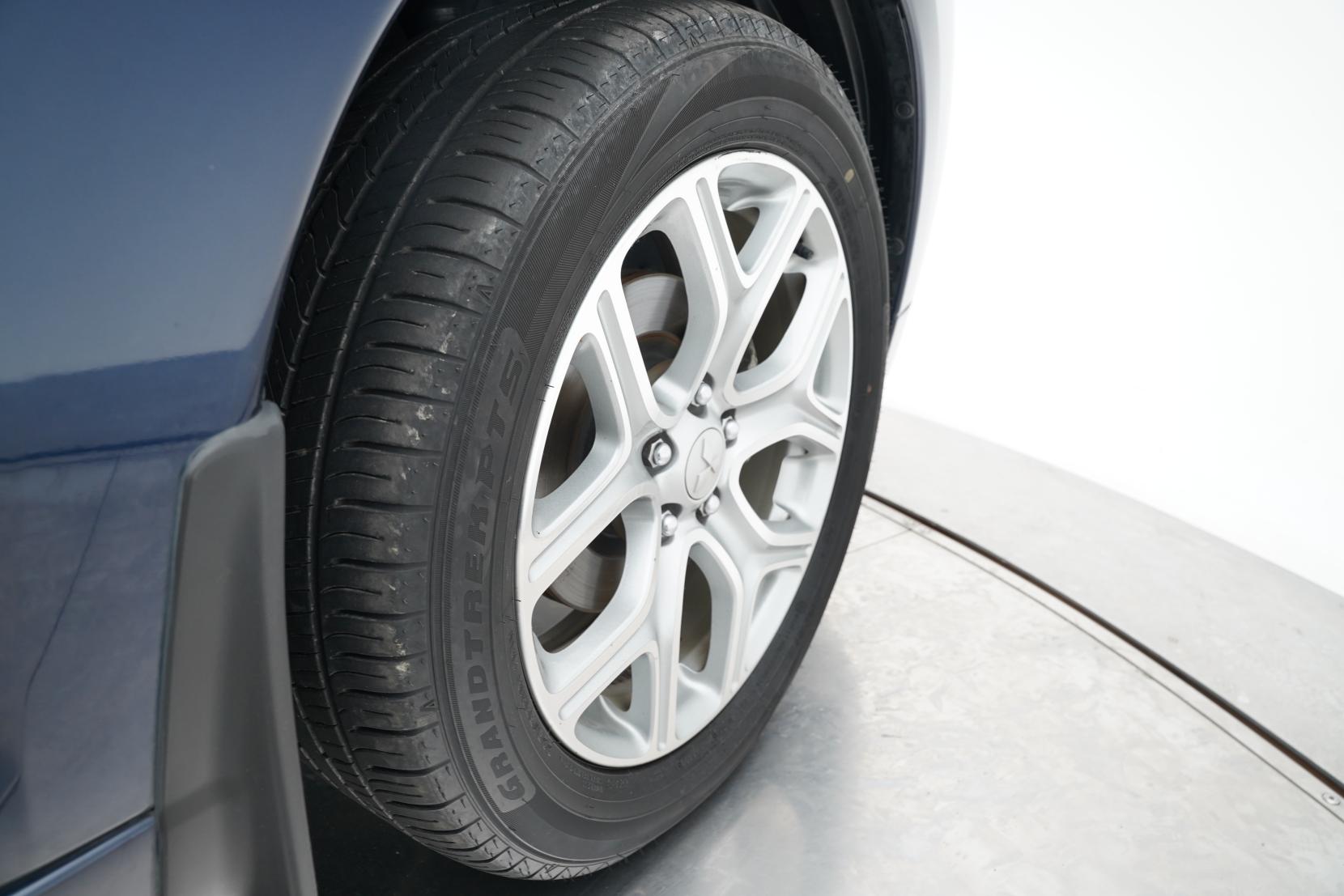 Mitsubishi Outlander 2.4 PHEV PHEV G 4WD