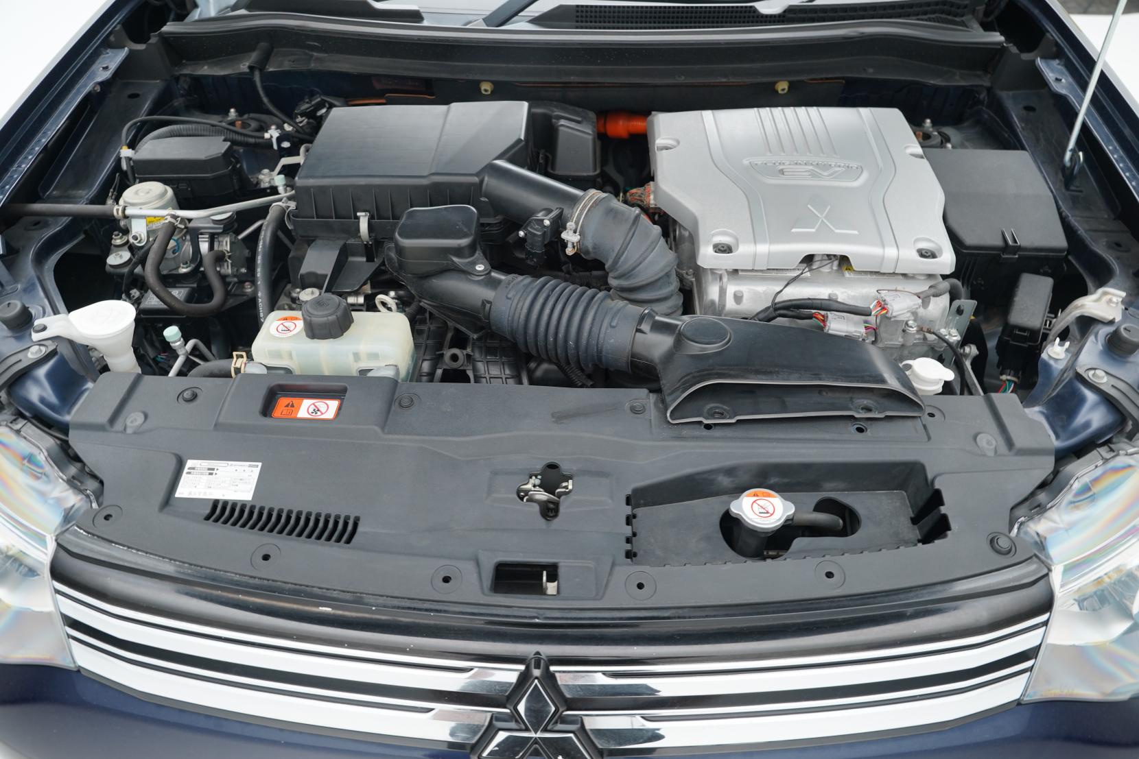 Mitsubishi Outlander 2.4 PHEV PHEV G 4WD