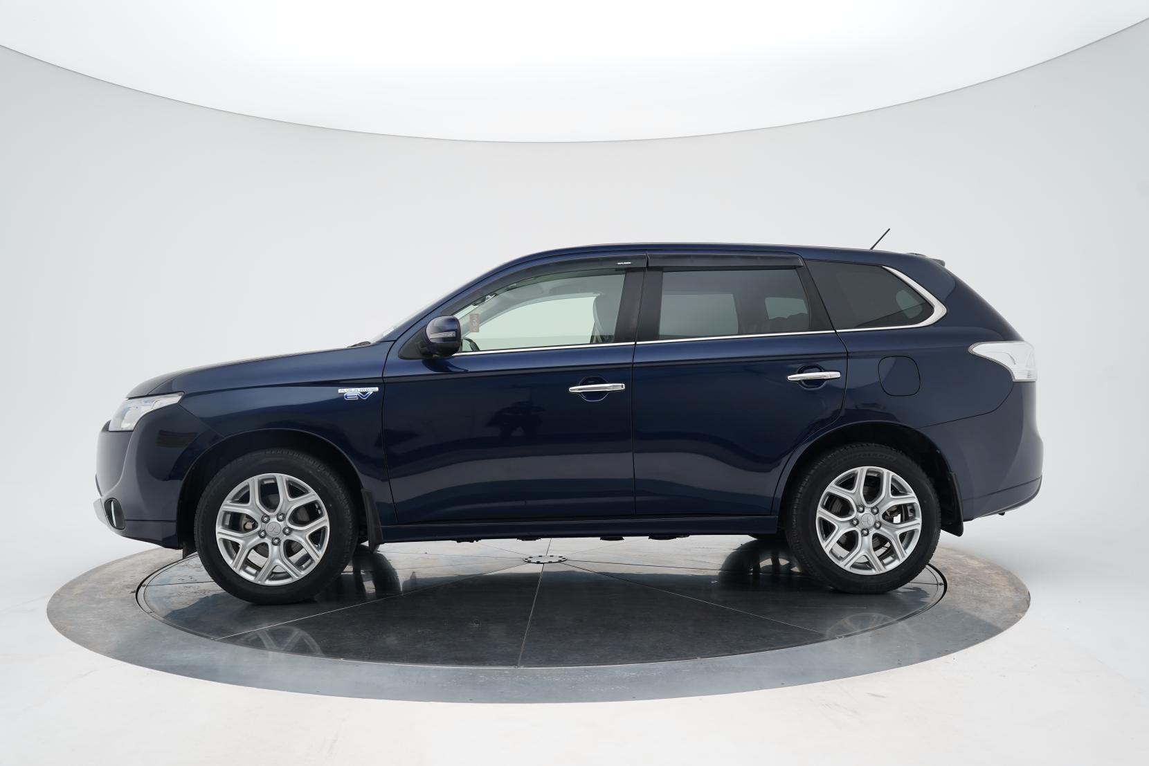 Mitsubishi Outlander 2.4 PHEV PHEV G 4WD