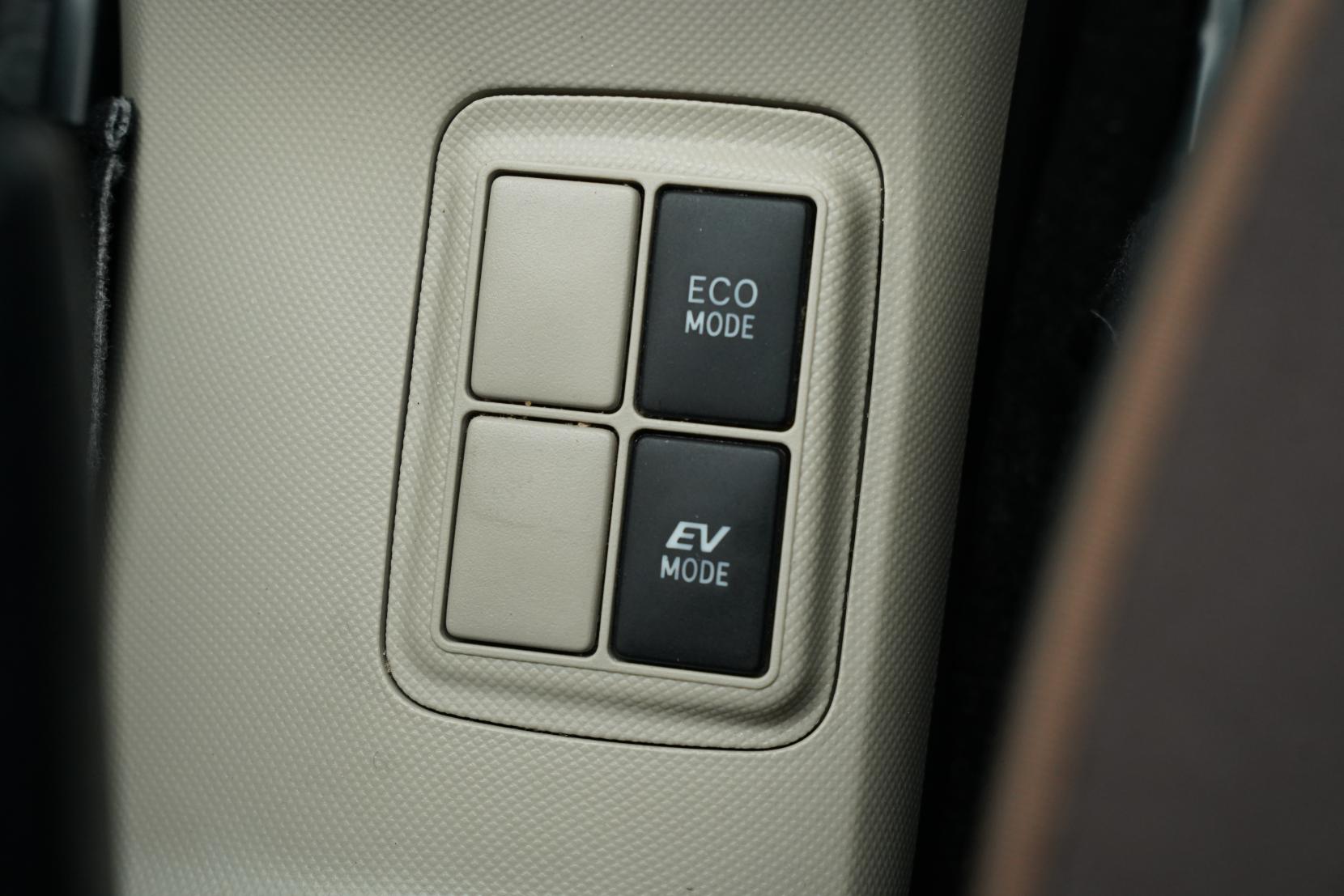 Toyota Aqua 1.5 Hybrid G Push Start