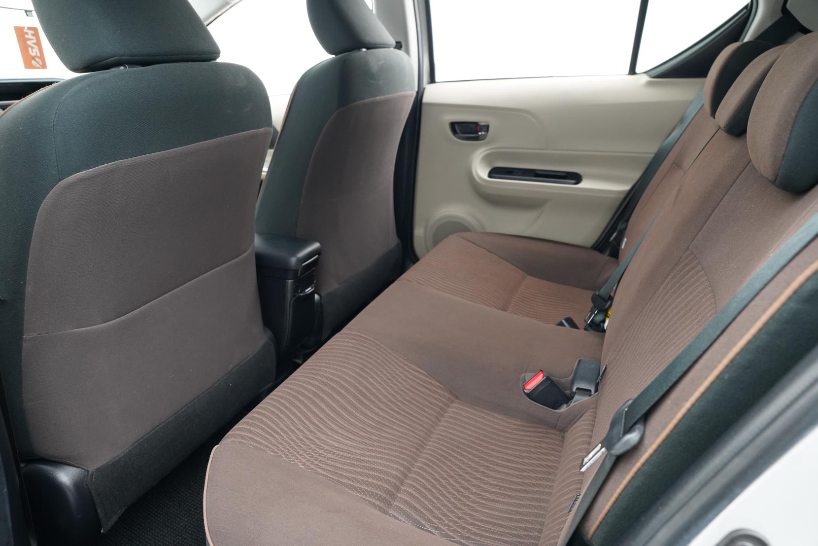 Toyota Aqua 1.5 Hybrid G Push Start