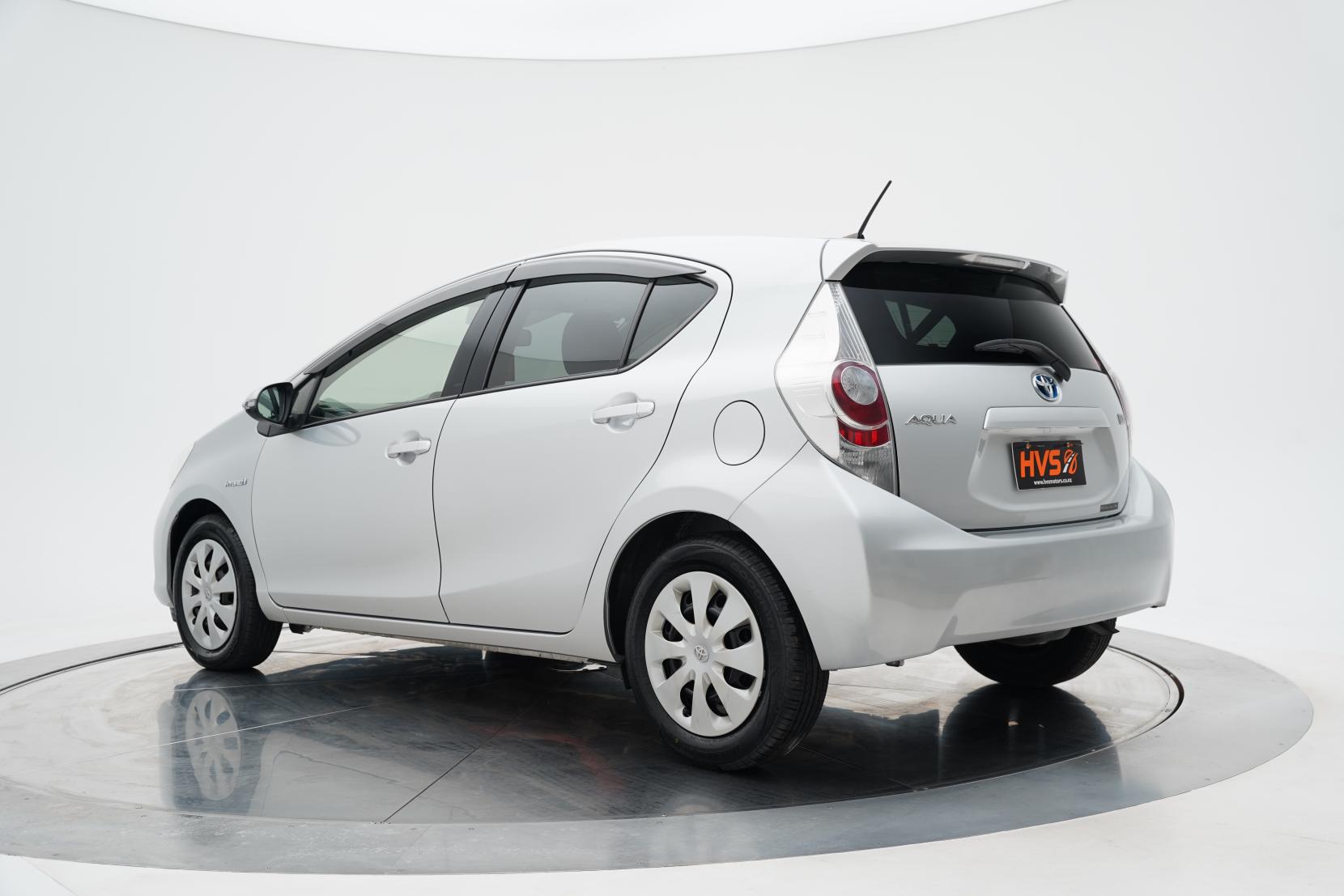 Toyota Aqua 1.5 Hybrid G Push Start