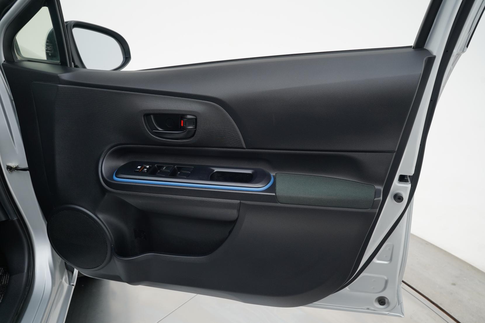 Toyota Aqua 1.5 S Push Start