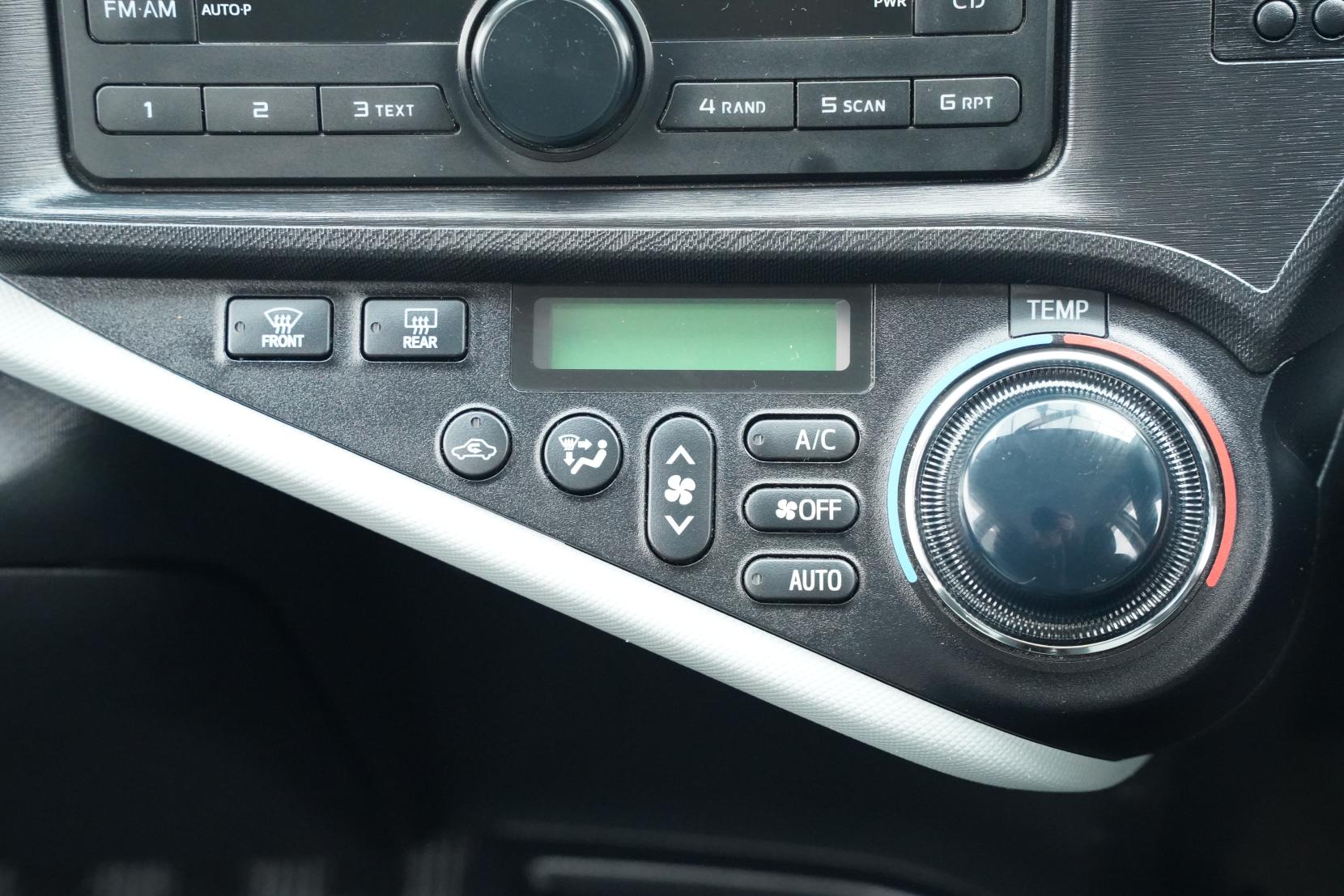 Toyota Aqua 1.5 S Push Start