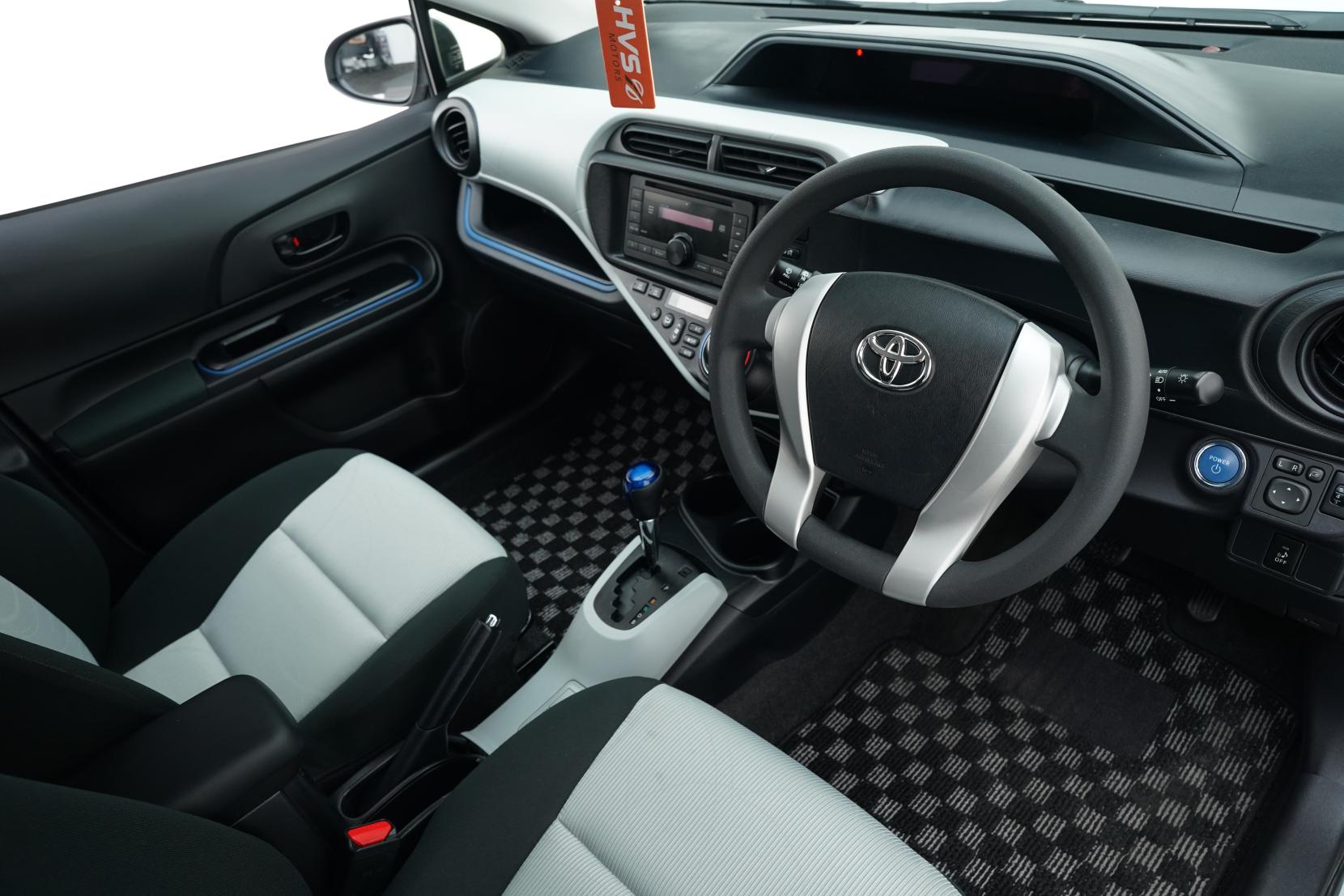 Toyota Aqua 1.5 S Push Start