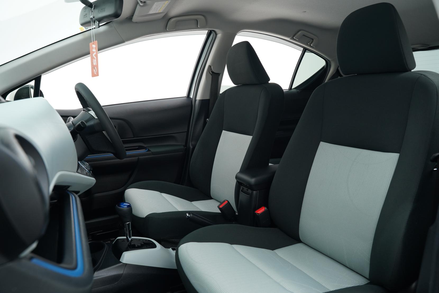 Toyota Aqua 1.5 S Push Start