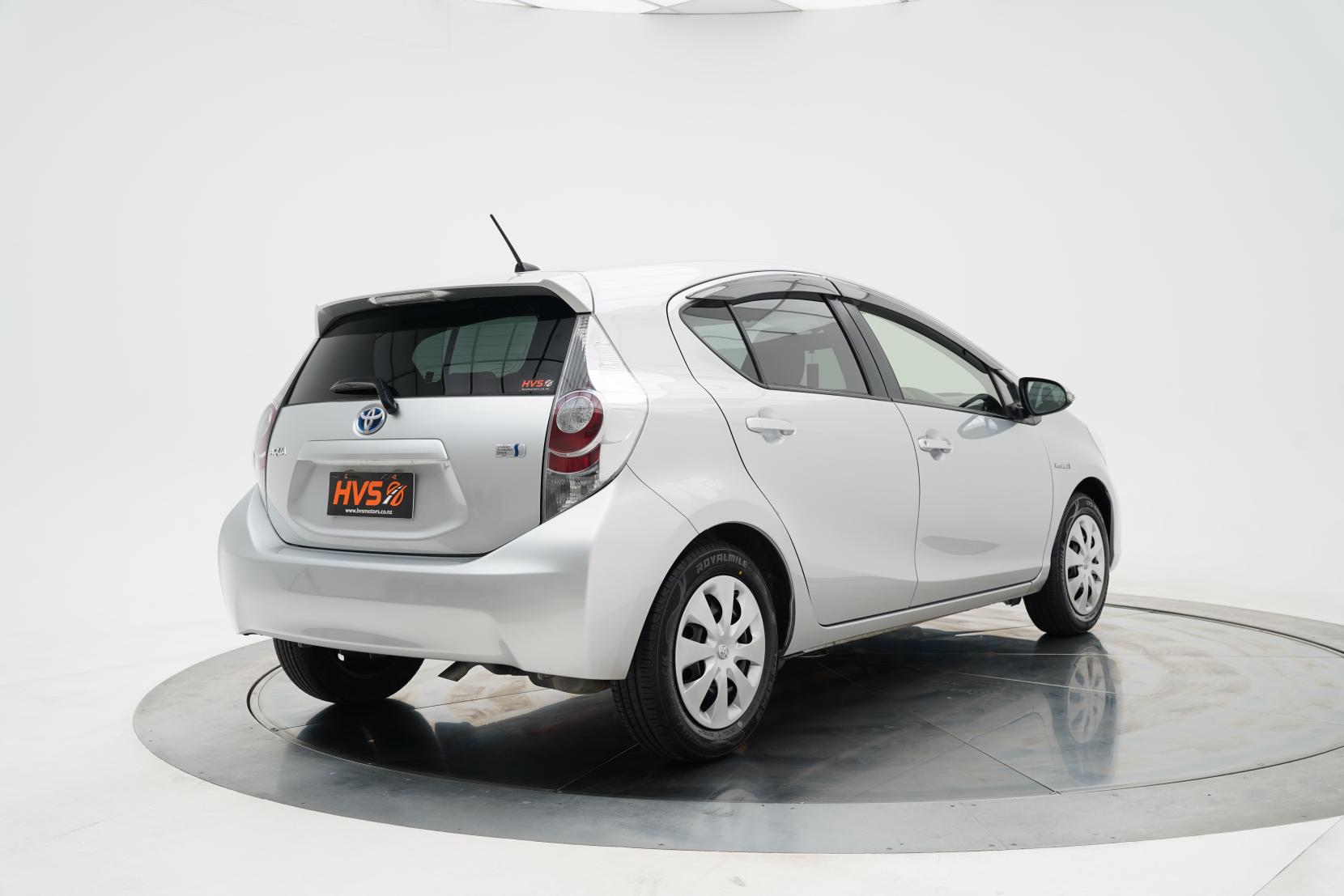 Toyota Aqua 1.5 S Push Start