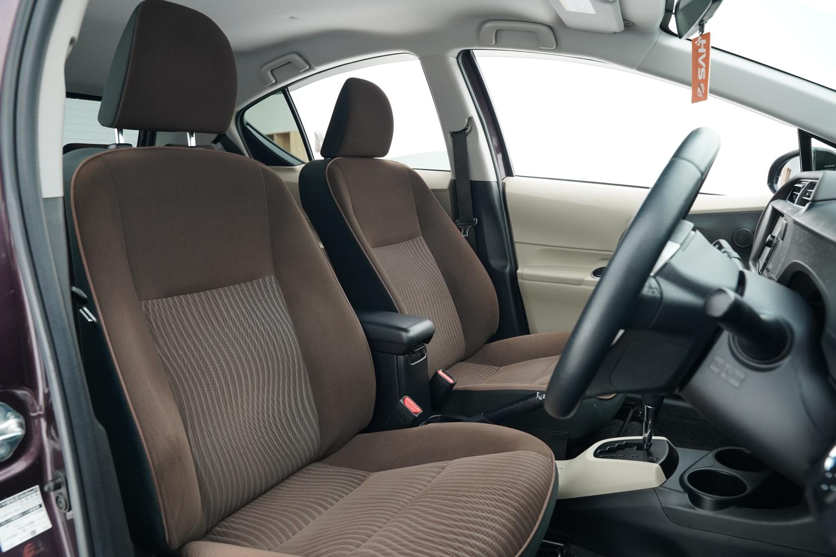 Toyota Aqua 1.5 G PUSH START