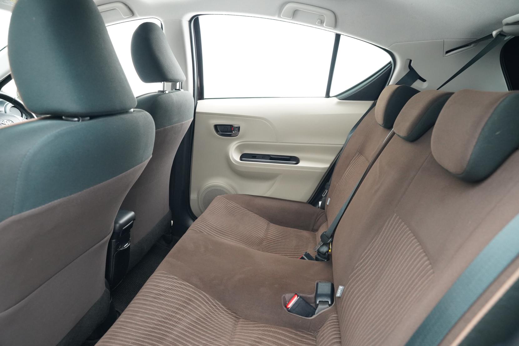 Toyota Aqua 1.5 G PUSH START