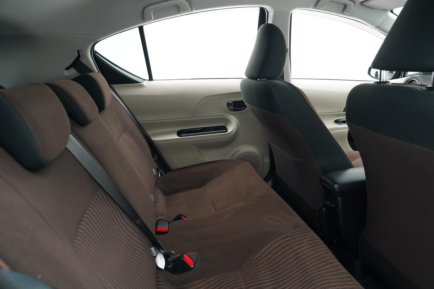 Toyota Aqua 1.5 G PUSH START