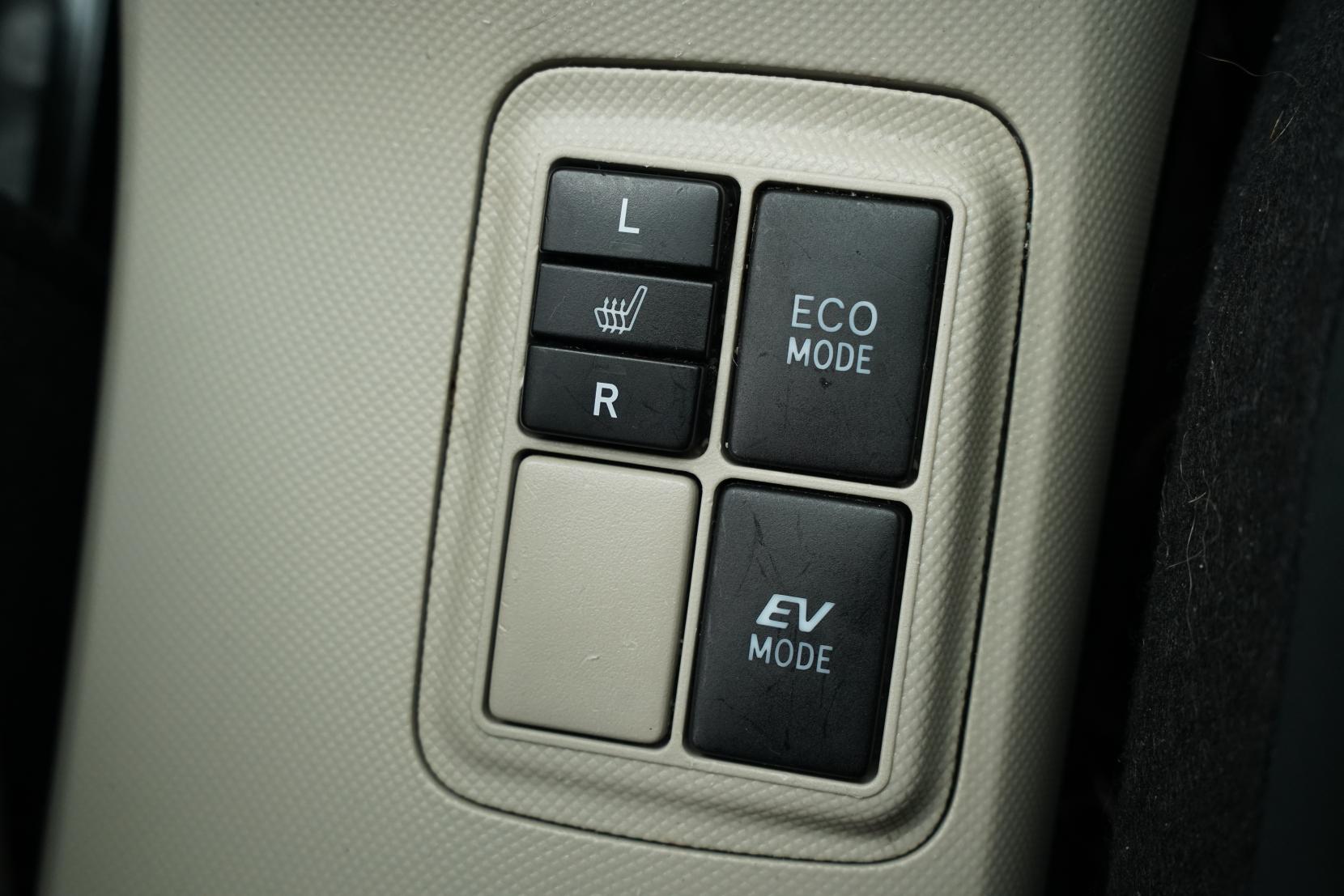 Toyota Aqua 1.5 G PUSH START