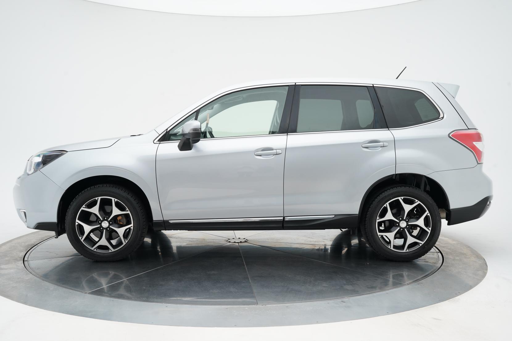 Subaru Forester 2.0 2.0XT 4WD Eyesight