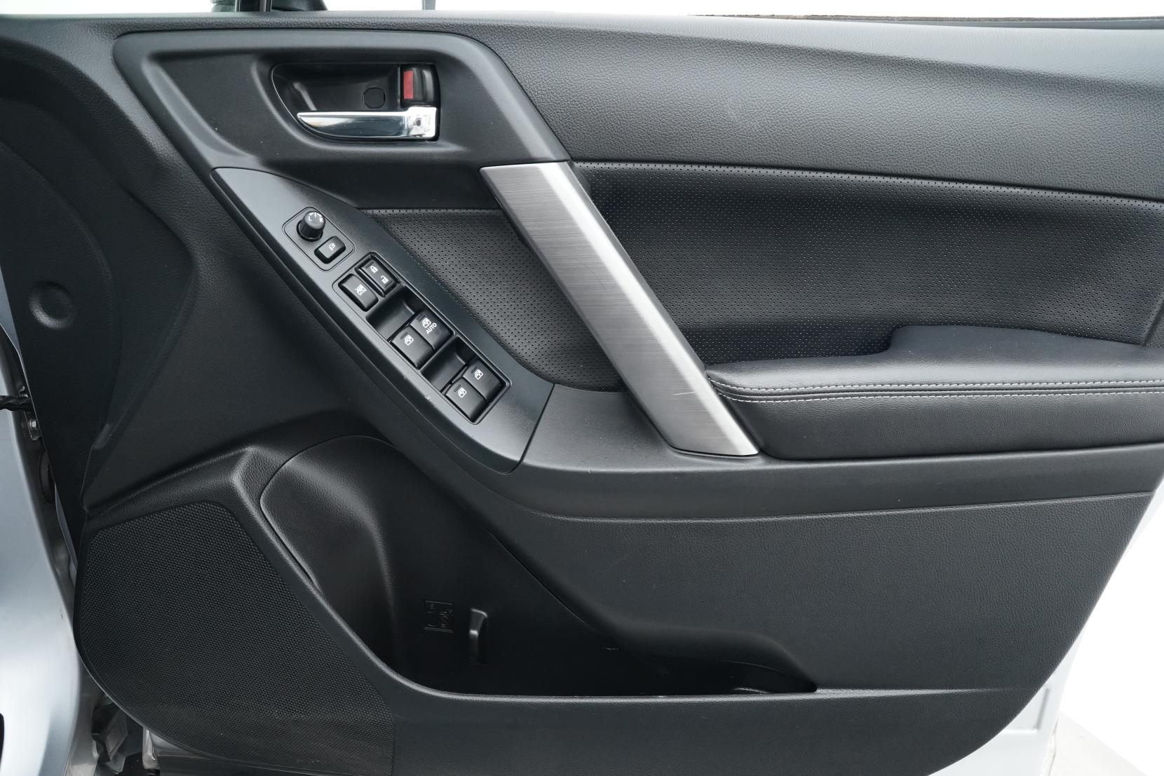 Subaru Forester 2.0 2.0XT 4WD Eyesight