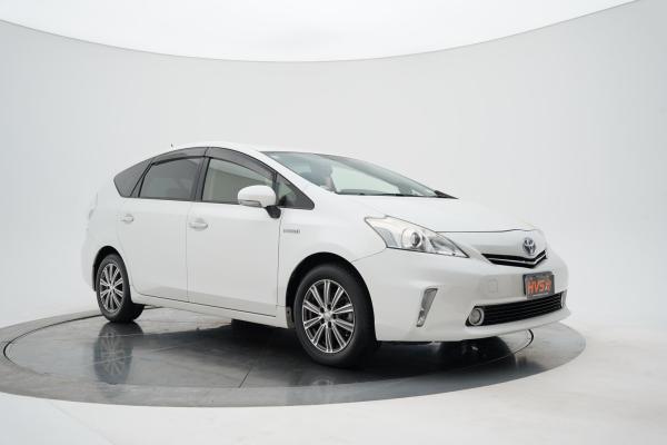 Toyota Prius 1.8 Alpha S 5 Seater