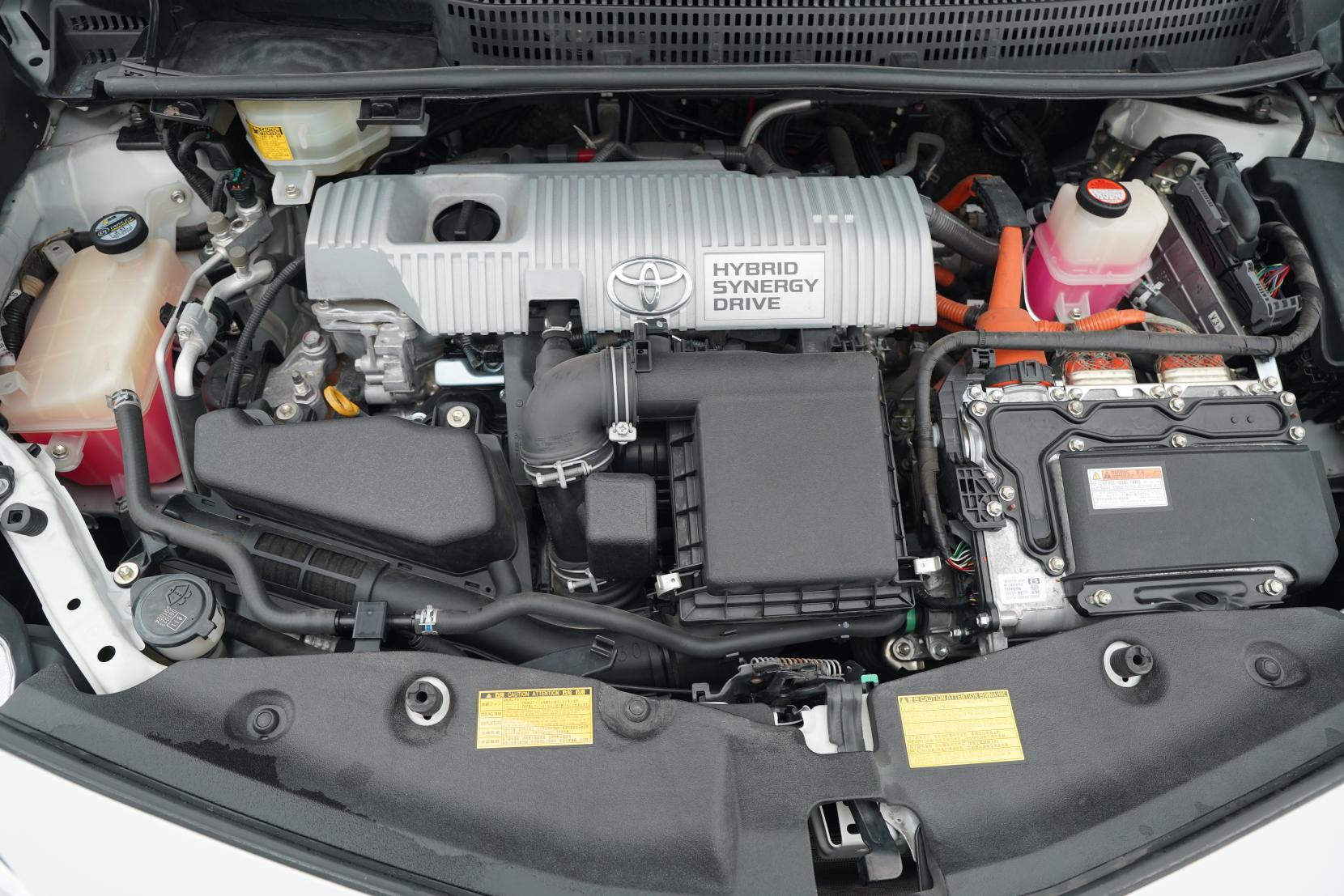 Toyota Prius 1.8 Alpha S 5 Seater