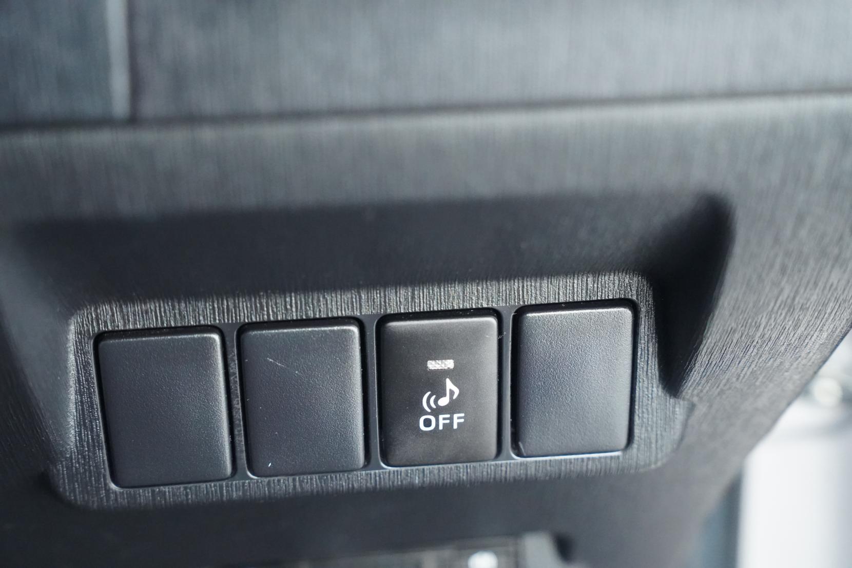 Toyota Prius 1.8 Alpha S 5 Seater