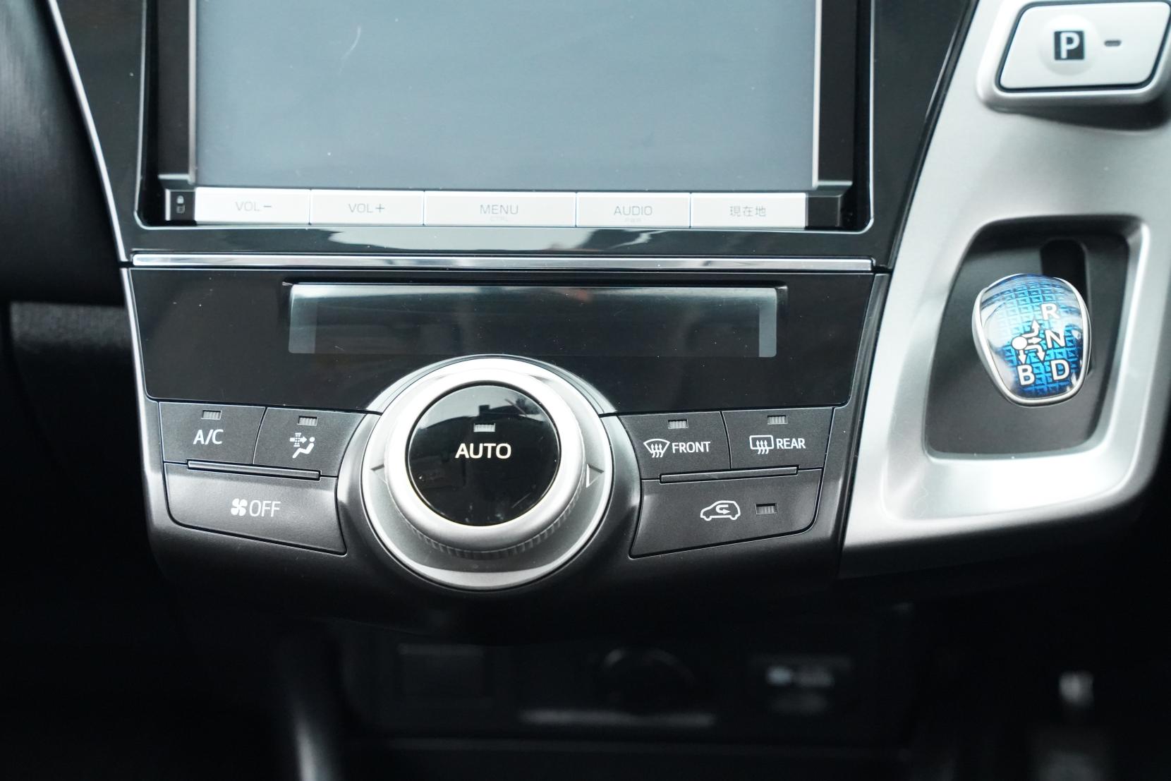 Toyota Prius 1.8 Alpha S 5 Seater