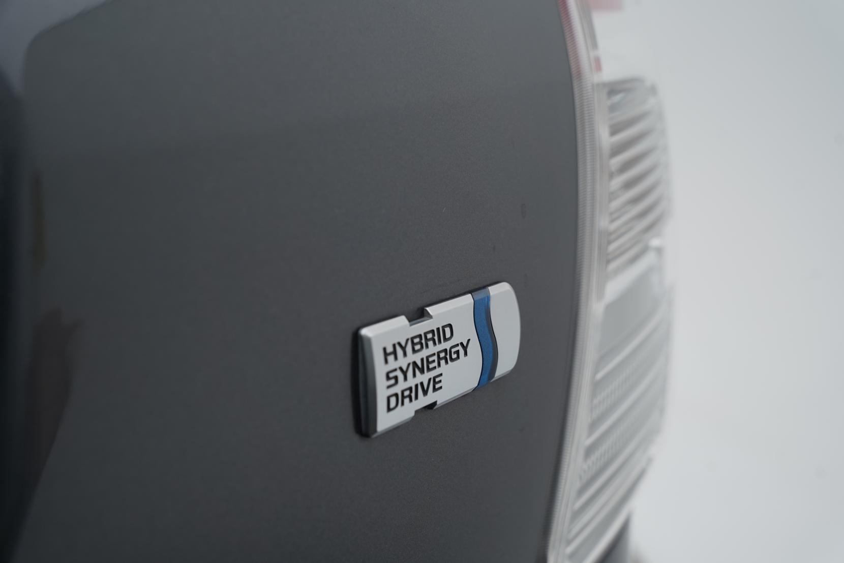 Toyota Prius 1.8 Alpha S 5 Seater