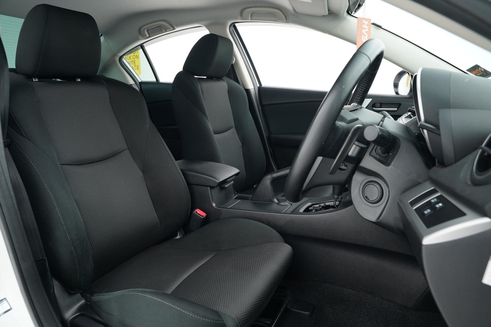 Mazda Axela 2.0 20E SKYACTIV