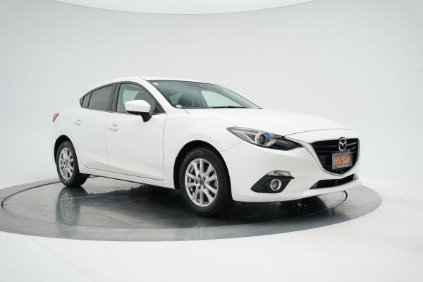 Mazda Axela 2.0 Hybrid S