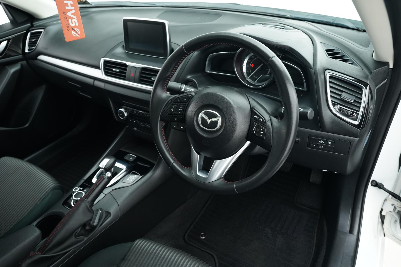 Mazda Axela 2.0 Hybrid S