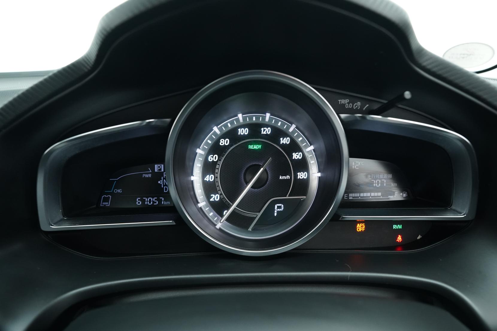 Mazda Axela 2.0 Hybrid S