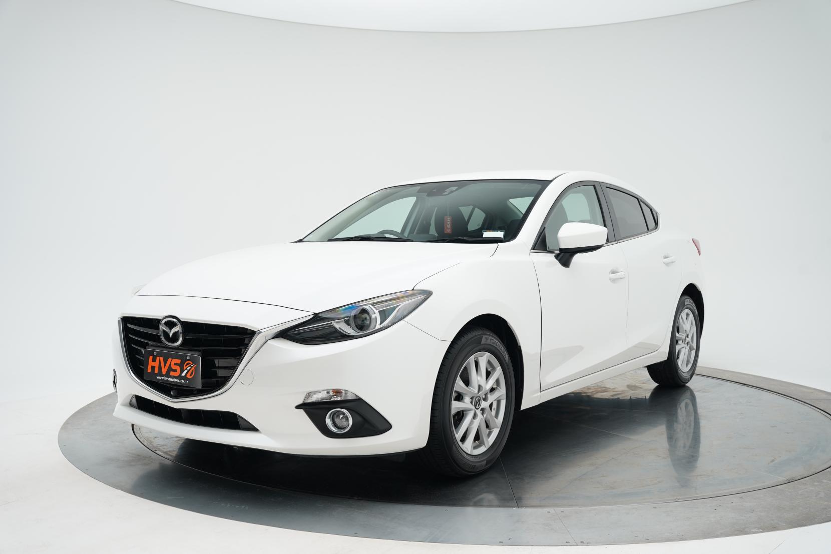 Mazda Axela 2.0 Hybrid S