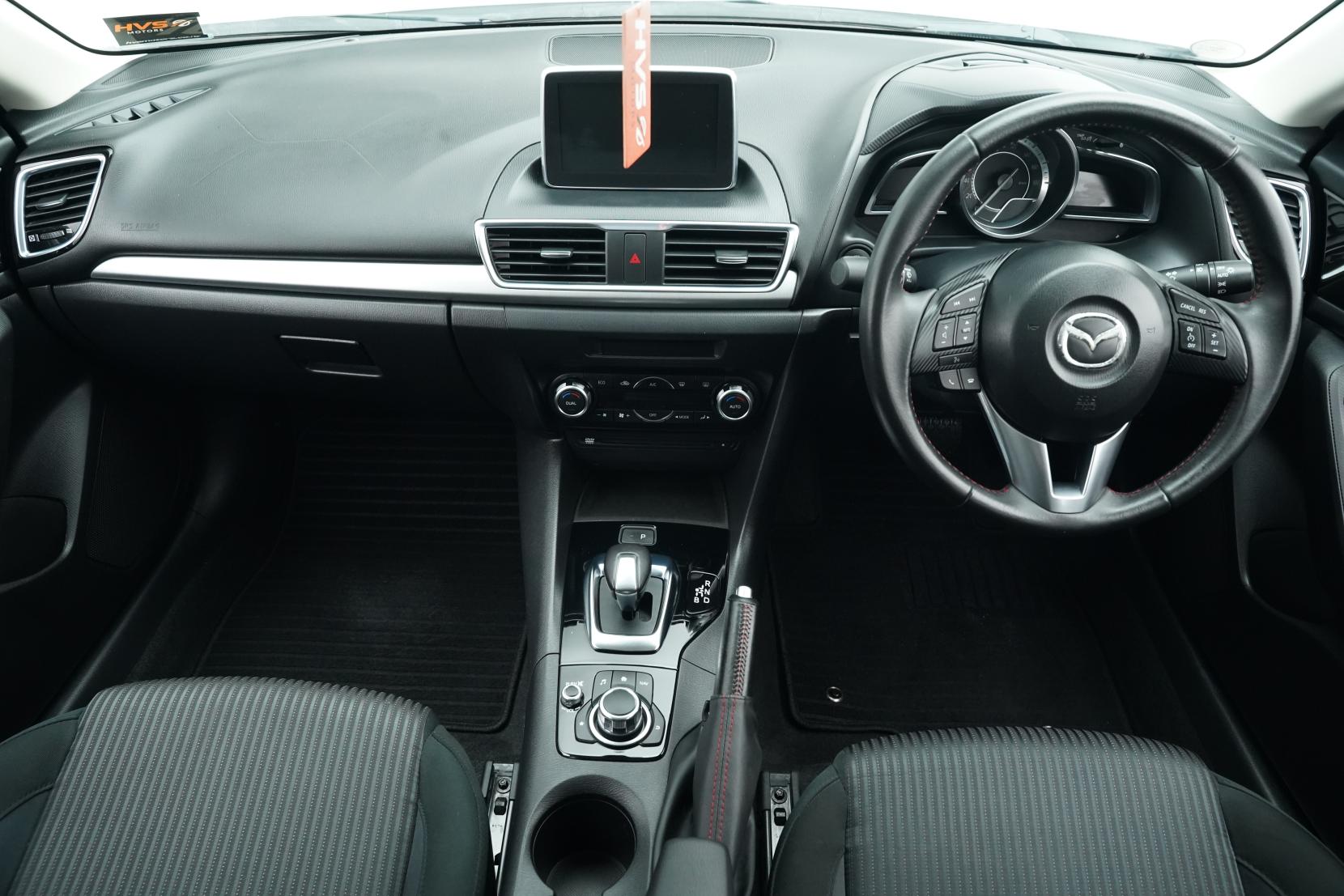 Mazda Axela 2.0 Hybrid S