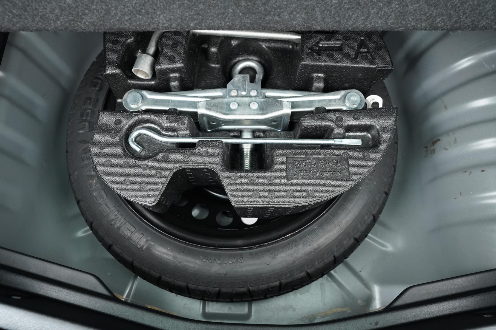 Nissan Note (2004–present) 1.2