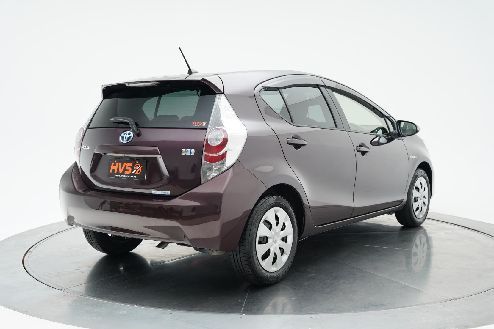 Toyota Aqua 1.5 S Push Start