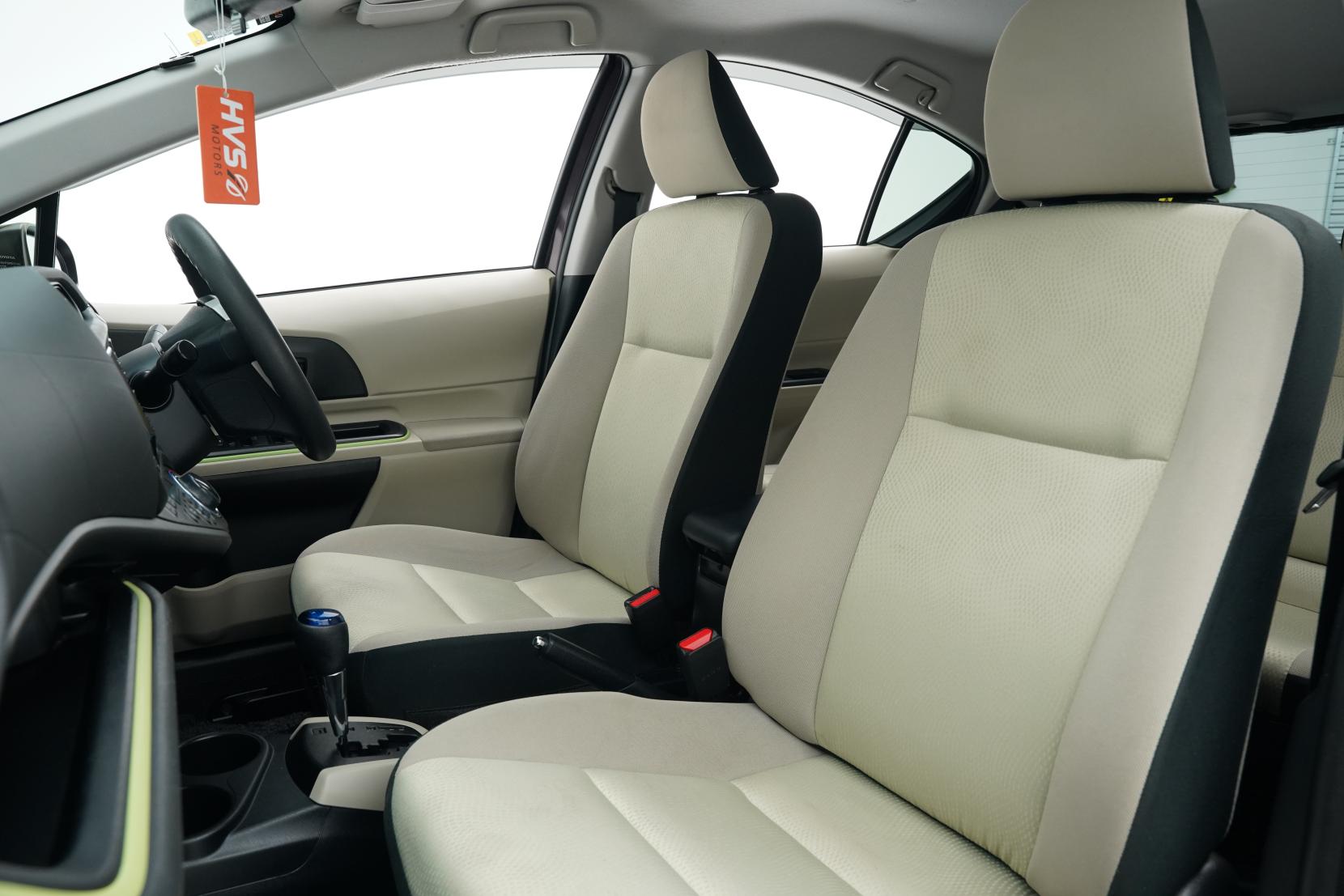 Toyota Aqua 1.5 S Push Start
