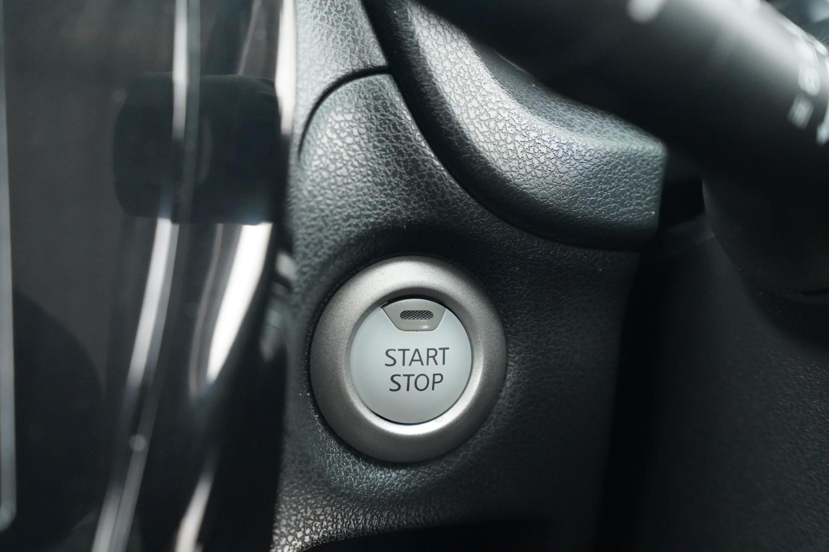 Nissan Note (2004–present) E-power Hybrid B