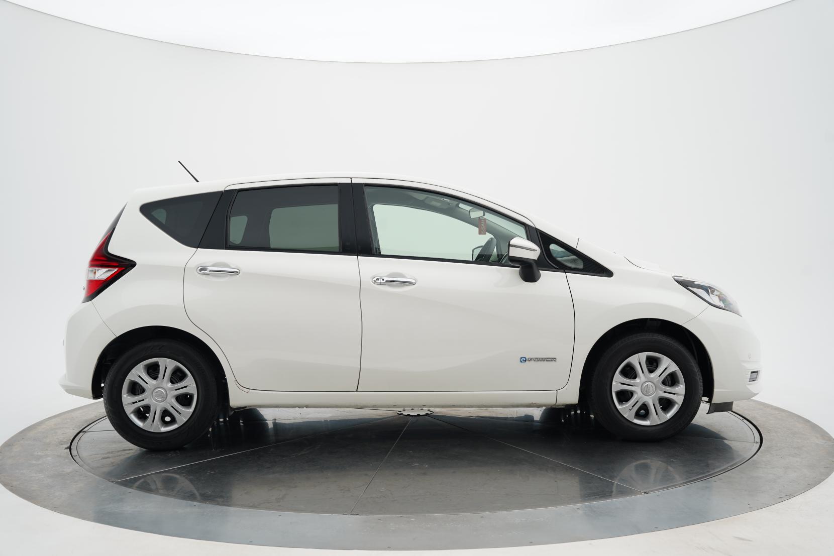 Nissan Note (2004–present) E-power Hybrid B