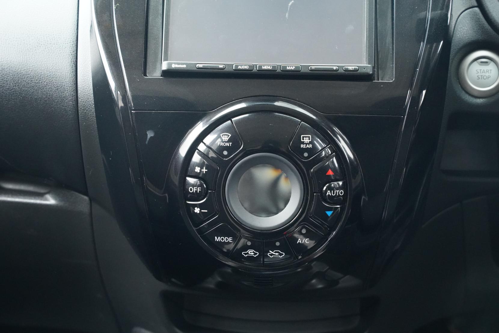 Nissan Note (2004–present) E-power Hybrid B