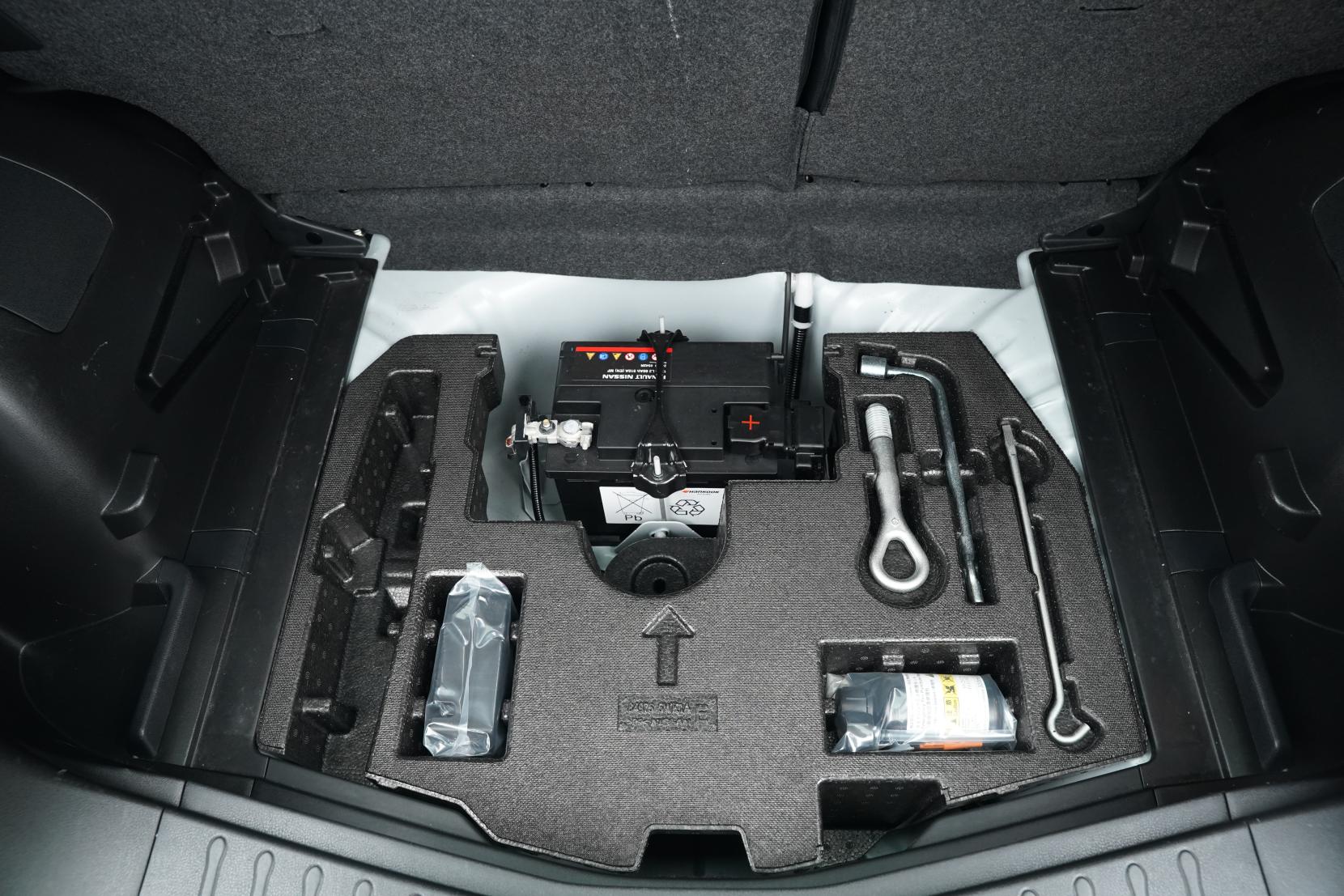 Nissan Note (2004–present) E-power Hybrid B