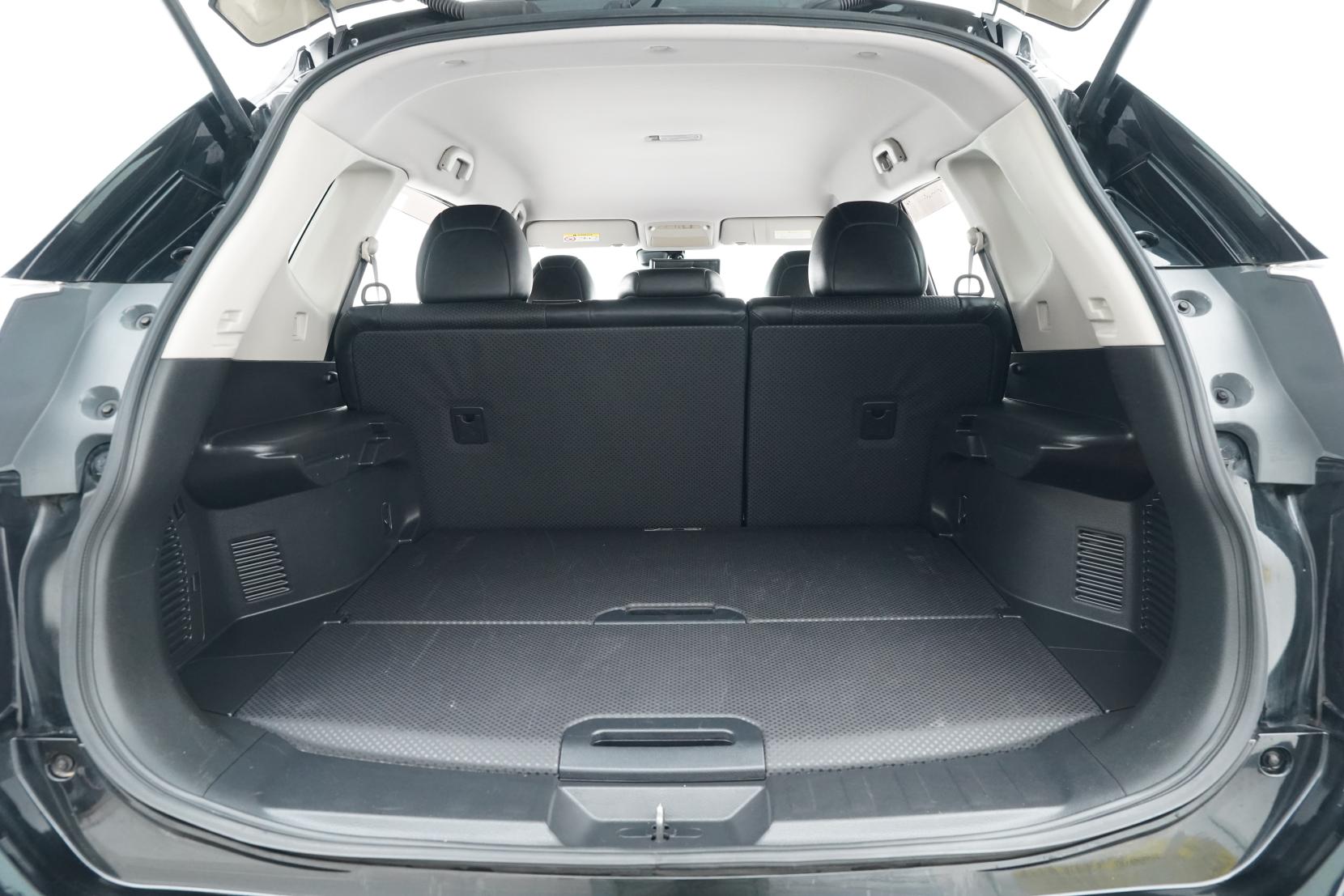 Nissan X-TRAIL 2.0 20X 4WD 5 Seater