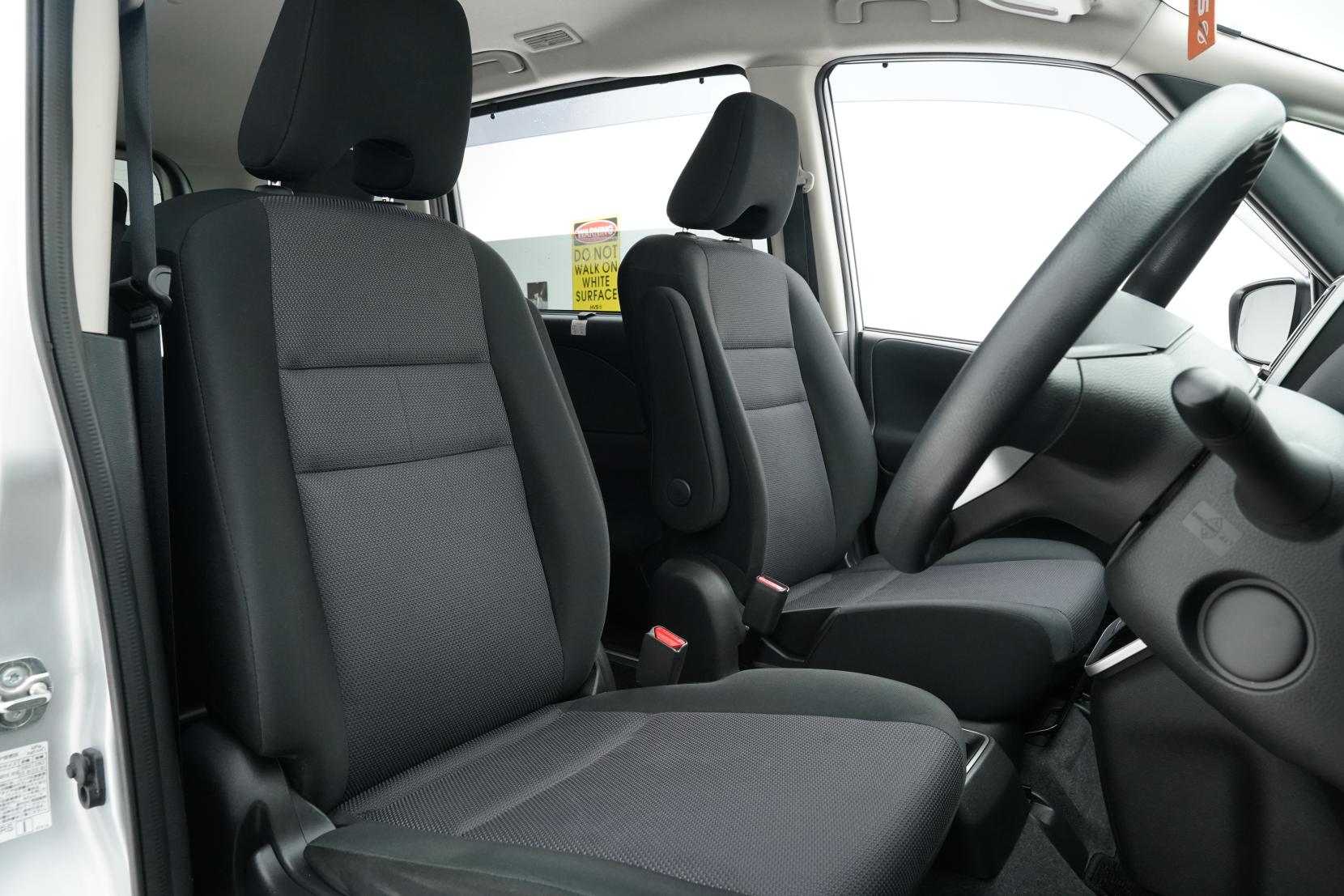 Nissan Serena (1991 – present) 1.2 E-Power Hybrid X