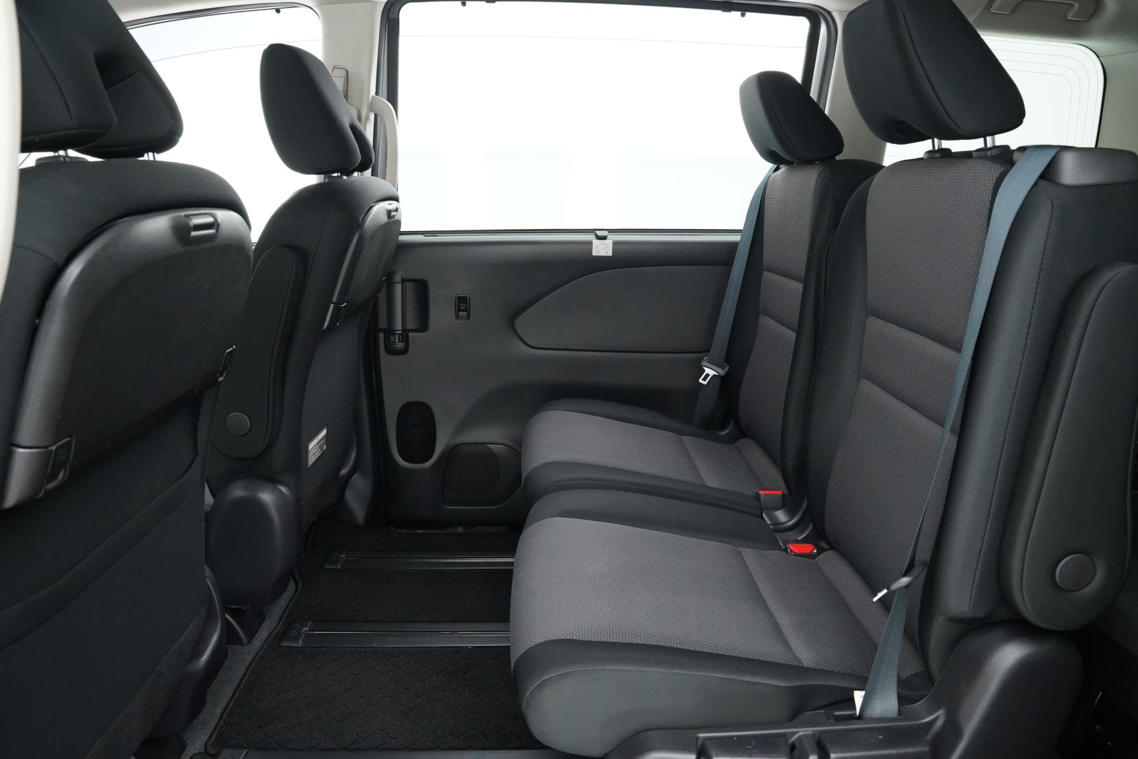 Nissan Serena (1991 – present) 1.2 E-Power Hybrid X